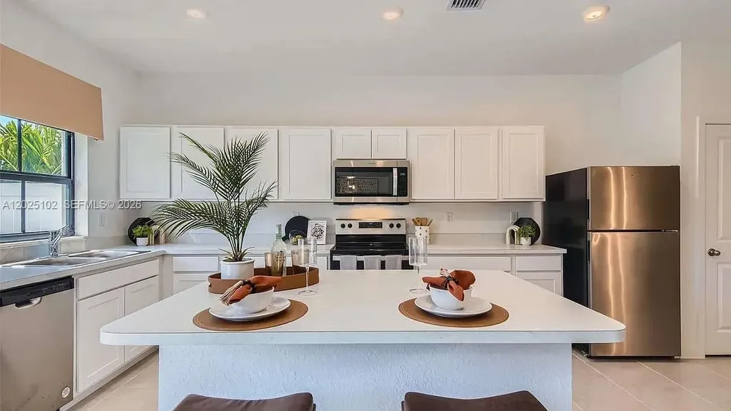 876 NW 3rd Way Pompano Beach FL 33060