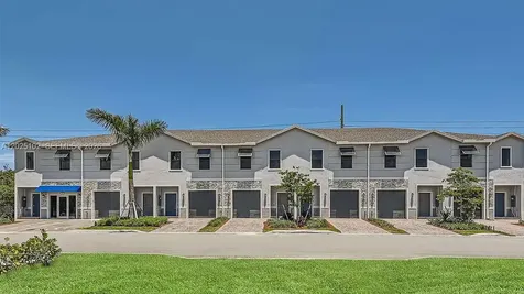 876 NW 3rd Way Pompano Beach FL 33060