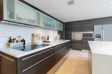 6000 Collins Avenue Miami Beach FL 33140