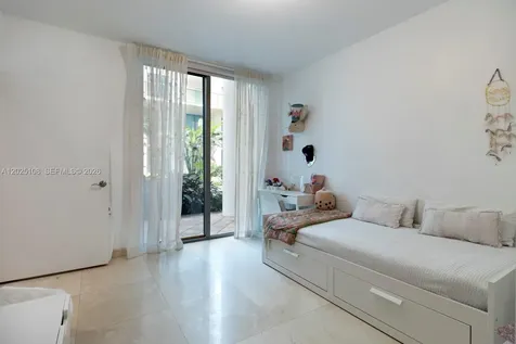 6000 Collins Avenue Miami Beach FL 33140