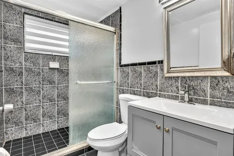 10002 E Bay Harbor Drive Bay Harbor Islands FL 33154