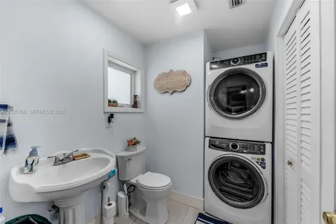 15042 SW 69th Street Miami FL 33193