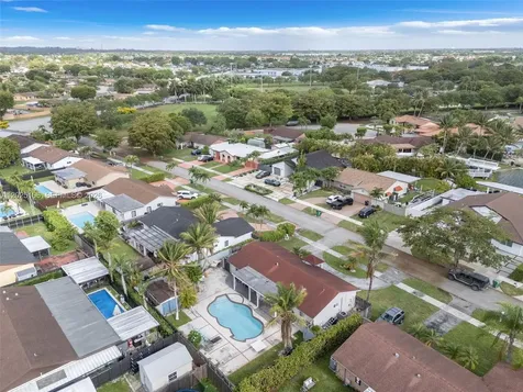 15042 SW 69th Street Miami FL 33193