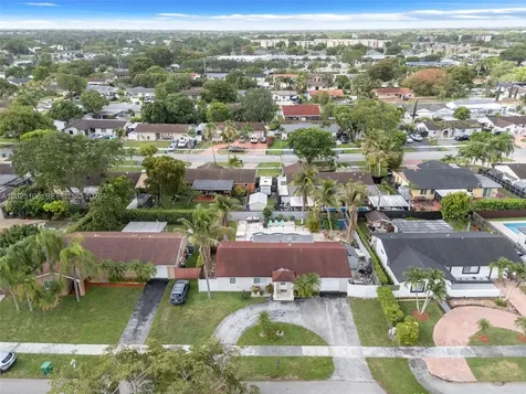 15042 SW 69th Street Miami FL 33193