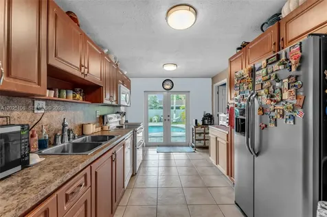 15042 SW 69th Street Miami FL 33193