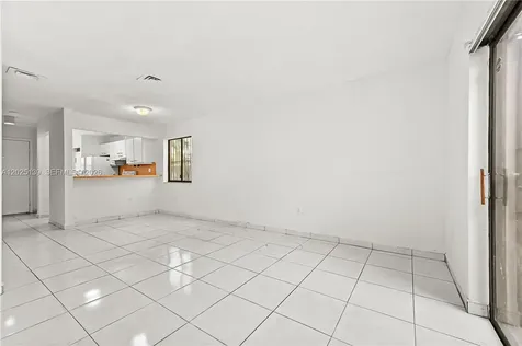 2433 W 52nd Place Hialeah FL 33016