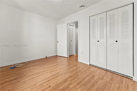 2433 W 52nd Place Hialeah FL 33016