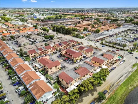 2433 W 52nd Place Hialeah FL 33016