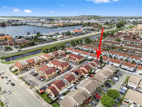 2433 W 52nd Place Hialeah FL 33016