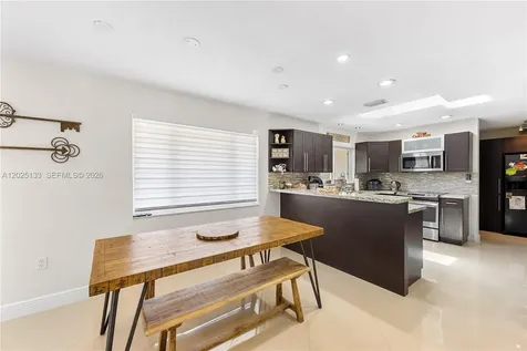 16820 NW 74th Avenue Hialeah FL 33015