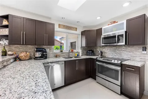 16820 NW 74th Avenue Hialeah FL 33015