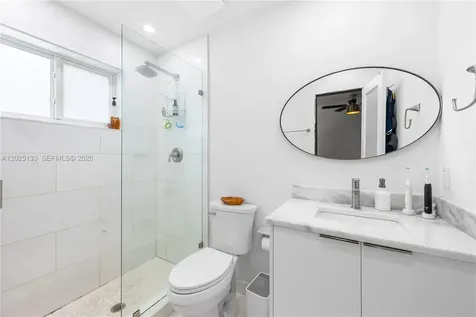 16820 NW 74th Avenue Hialeah FL 33015