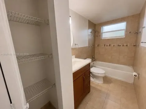 9371 Fontainebleau Boulevard Miami FL 33172