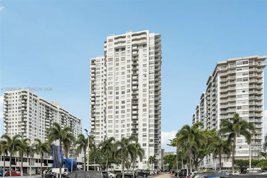 2750 NE 183rd Street Aventura FL 33160
