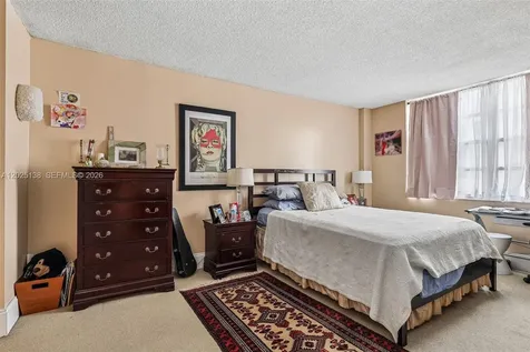 2750 NE 183rd Street Aventura FL 33160