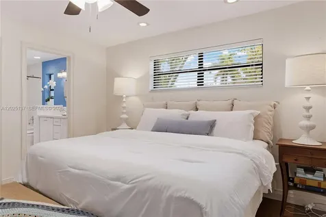 11480 SW 96th Terrace Miami FL 33176