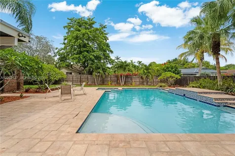 11480 SW 96th Terrace Miami FL 33176