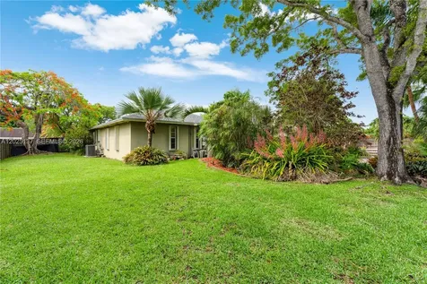 11480 SW 96th Terrace Miami FL 33176