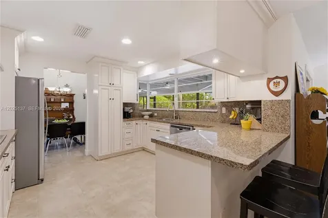 11480 SW 96th Terrace Miami FL 33176