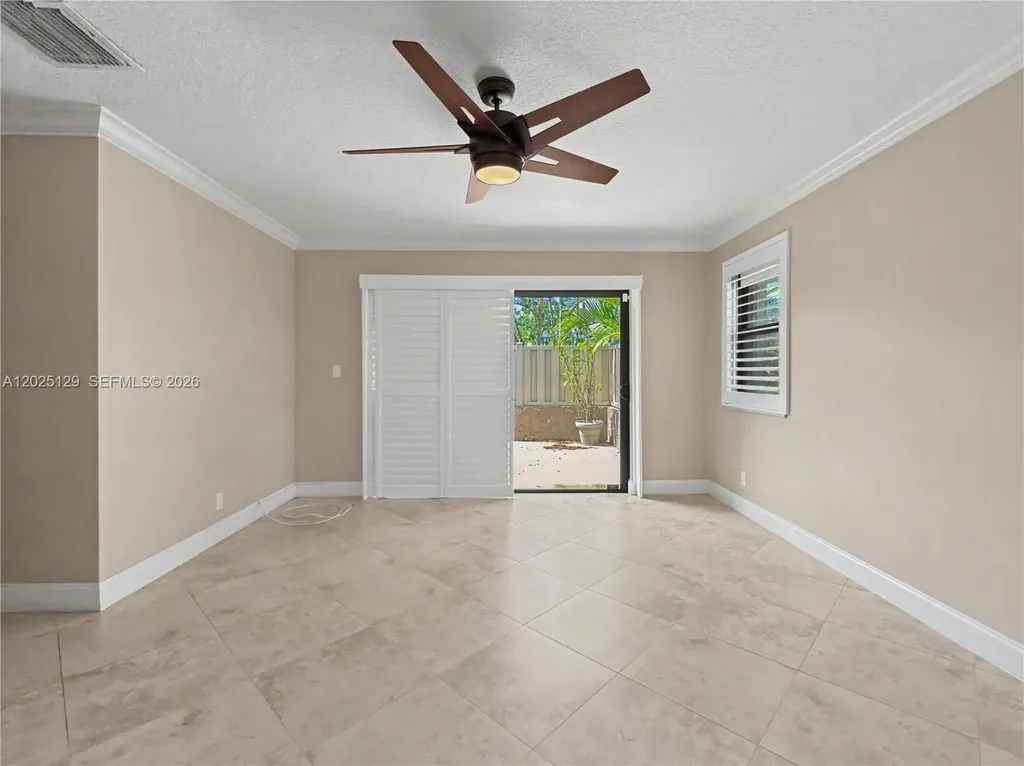 500 Bonnie Brae Way Hollywood FL 33021
