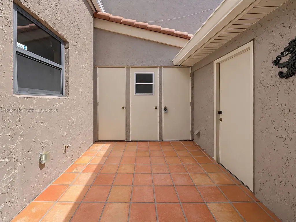500 Bonnie Brae Way Hollywood FL 33021
