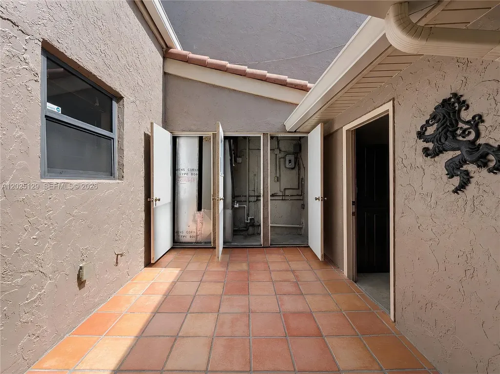 500 Bonnie Brae Way Hollywood FL 33021