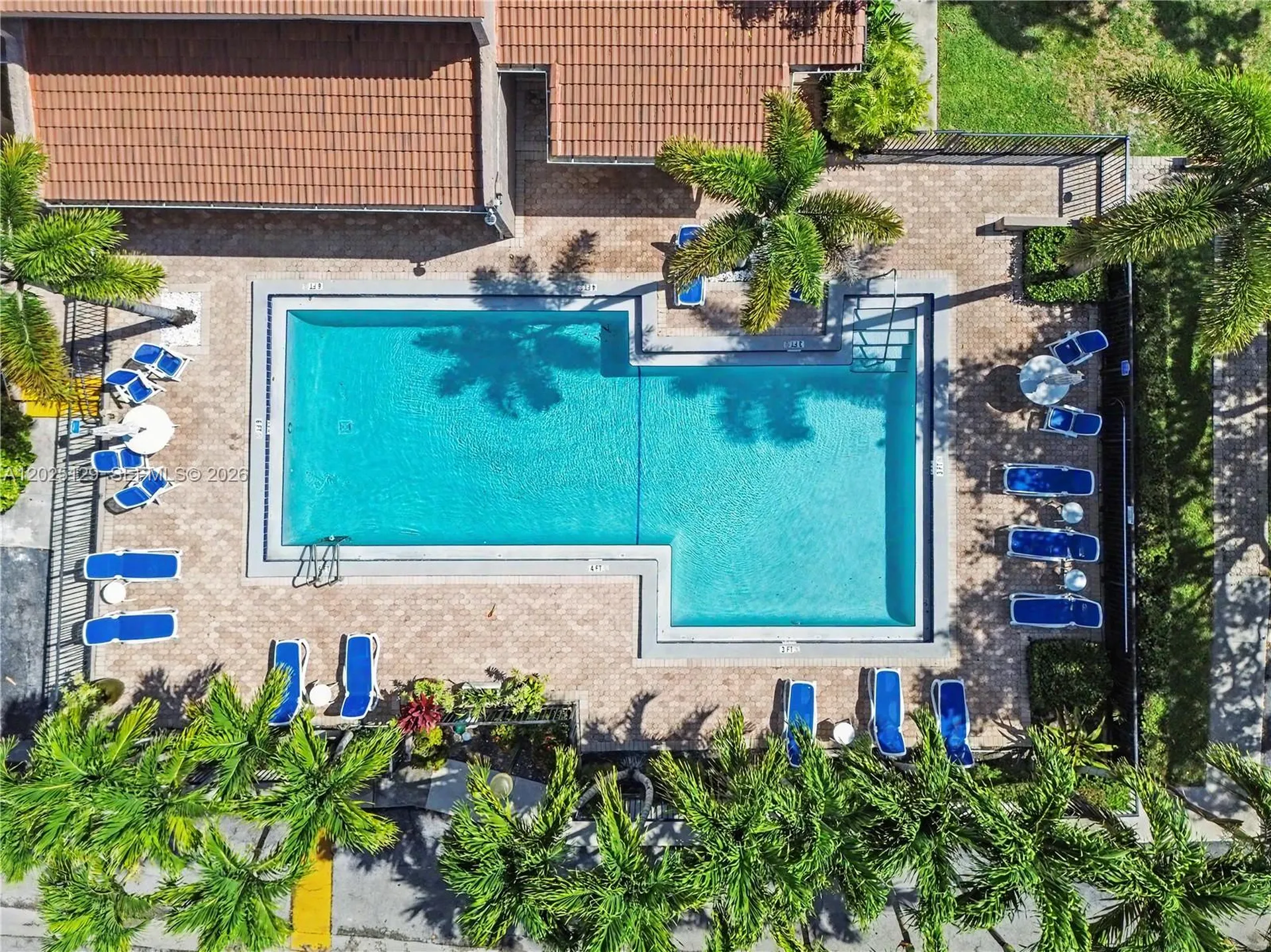 500 Bonnie Brae Way Hollywood FL 33021