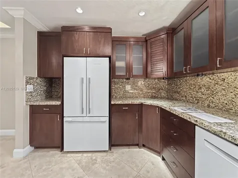 500 Bonnie Brae Way Hollywood FL 33021