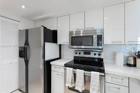 650 West Avenue Miami Beach FL 33139