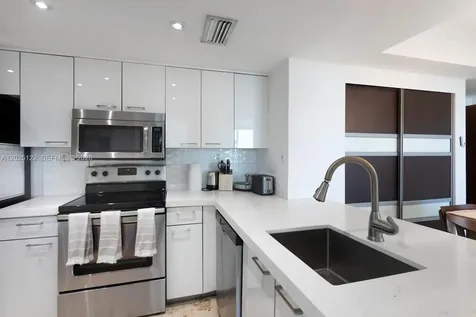 650 West Avenue Miami Beach FL 33139