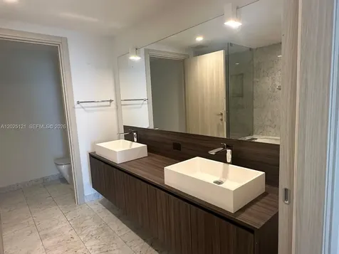 1000 Brickell Plaza Miami FL 33131