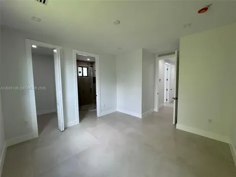 1924 NW 27th Street Miami FL 33142