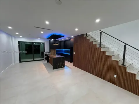 1924 NW 27th Street Miami FL 33142