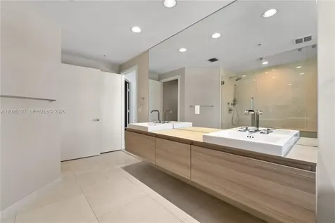 17301 Biscayne Boulevard North Miami Beach FL 33160
