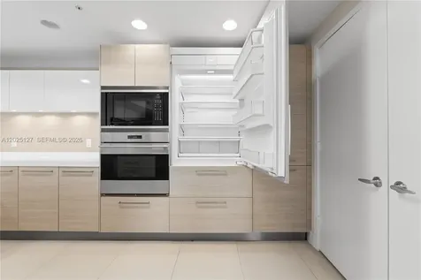 17301 Biscayne Boulevard North Miami Beach FL 33160