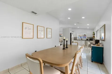 19080 NW 77th Court Hialeah FL 33015