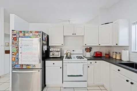 19080 NW 77th Court Hialeah FL 33015