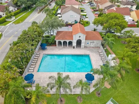 19080 NW 77th Court Hialeah FL 33015