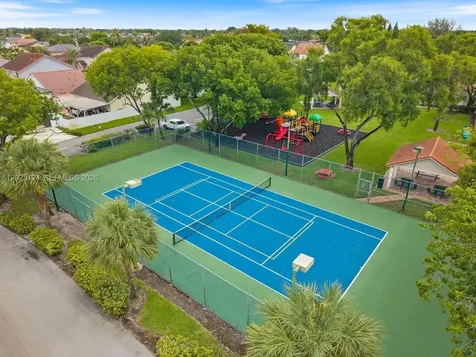 19080 NW 77th Court Hialeah FL 33015