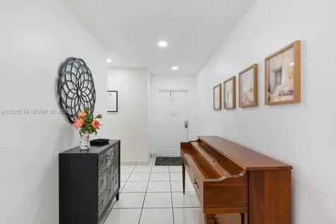 19080 NW 77th Court Hialeah FL 33015