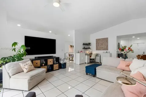 19080 NW 77th Court Hialeah FL 33015