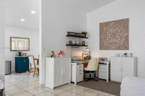 19080 NW 77th Court Hialeah FL 33015