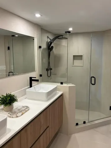 6301 Collins Avenue Miami Beach FL 33141