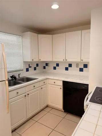 6503 Winfield Boulevard Margate FL 33063