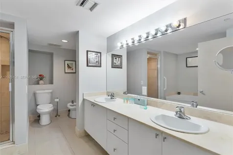 17375 Collins Avenue Sunny Isles Beach FL 33160