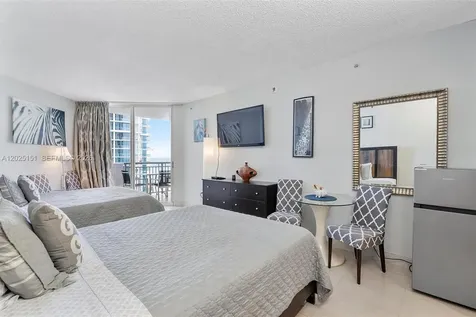 17375 Collins Avenue Sunny Isles Beach FL 33160