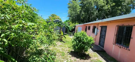 901 NE 160th Terrace North Miami Beach FL 33162