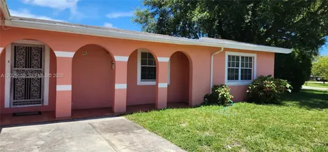 901 NE 160th Terrace North Miami Beach FL 33162