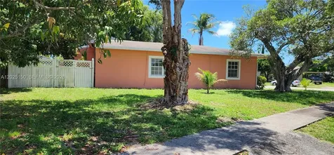 901 NE 160th Terrace North Miami Beach FL 33162