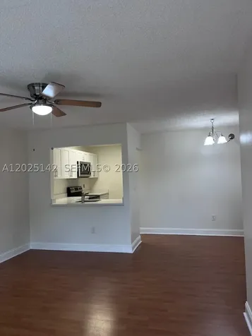 2570 W 67th Place Hialeah FL 33016